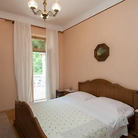 Apartman With A Parking Space - 14562 Abbázia