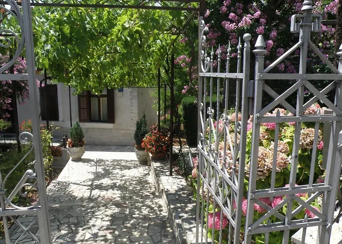 With A Parking Space - 14562 דירה *