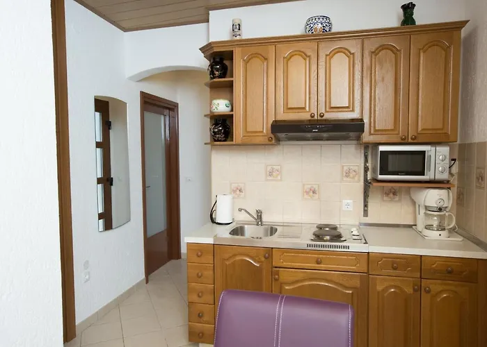 With A Parking Space - 14562 Apartman