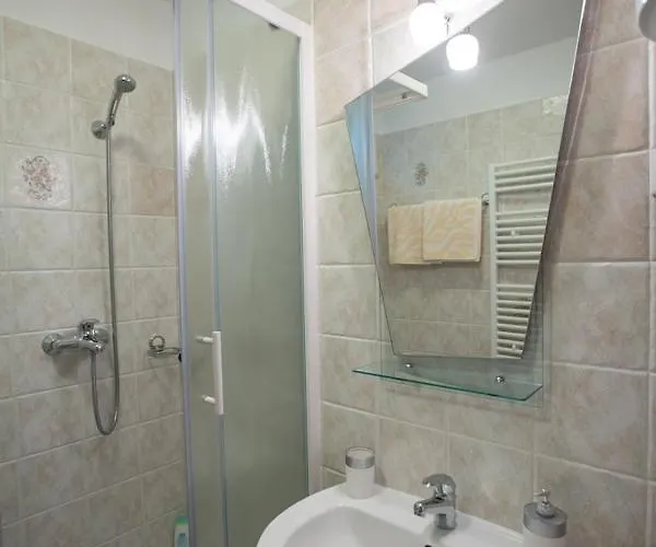 With A Parking Space - 14562 אופטיה