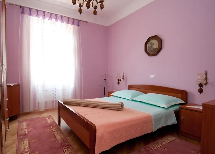 With A Parking Space - 14562 Opatija